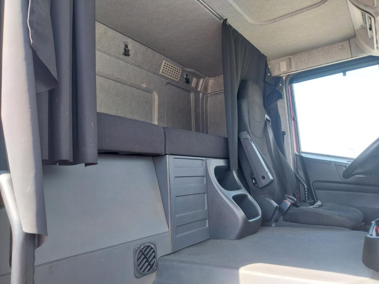 IVECO Stralis AS440S40TP - وحدة جر: صورة 4 IVECO Stralis AS440S40TP - وحدة جر: صورة 4