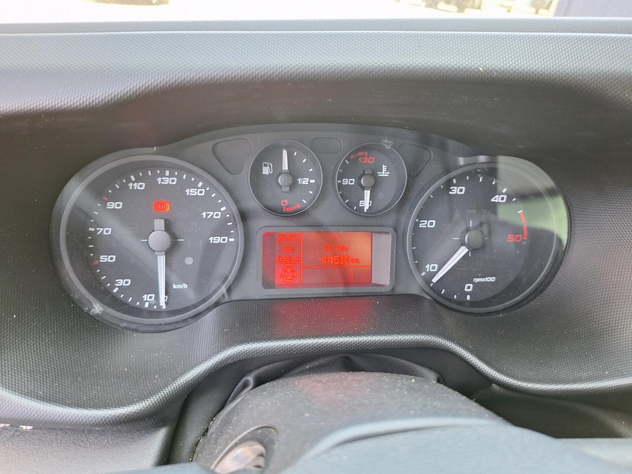 IVECO Daily 35 C 16 - شاحنة مغلقة الصندوق: صورة 2 IVECO Daily 35 C 16 - شاحنة مغلقة الصندوق: صورة 2