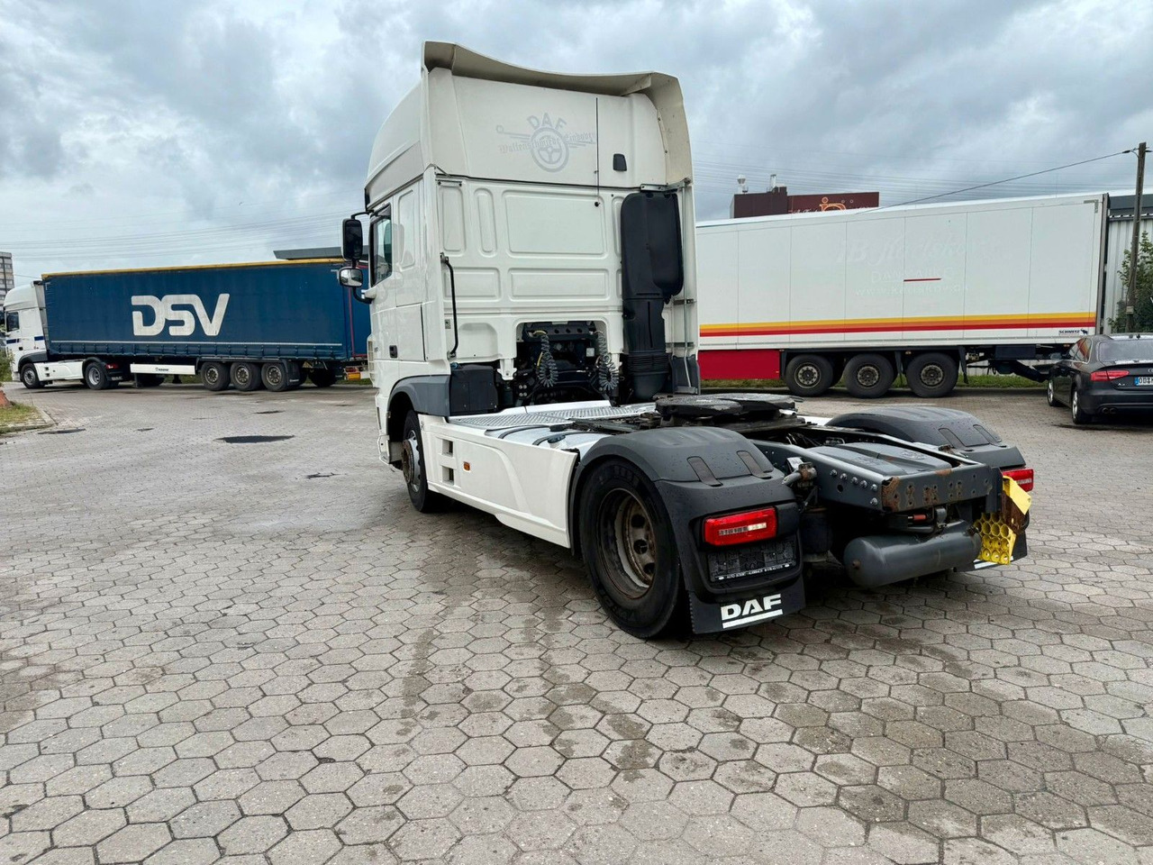 DAF XF 460 +Retarter+2xTank - وحدة جر: صورة 5 DAF XF 460 +Retarter+2xTank - وحدة جر: صورة 5