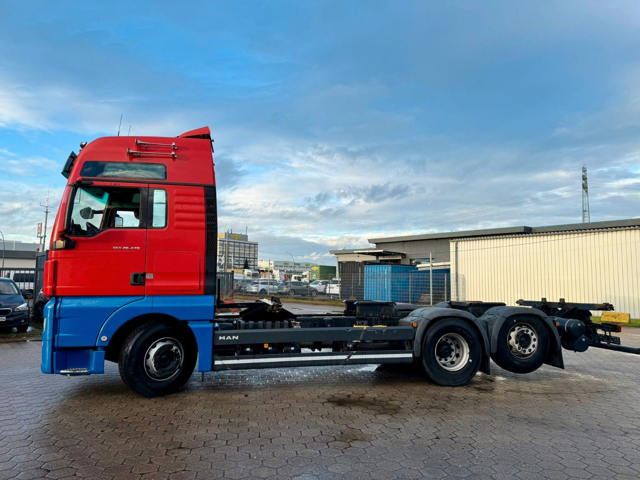 MAN TGX 26.470 XXL 6x2 BDF+Retarter +Standklima - شاحنات الحاويات / جسم علوي قابل للتغيير شاحنة: صورة 4 MAN TGX 26.470 XXL 6x2 BDF+Retarter +Standklima - شاحنات الحاويات / جسم علوي قابل للتغيير شاحنة: صورة 4