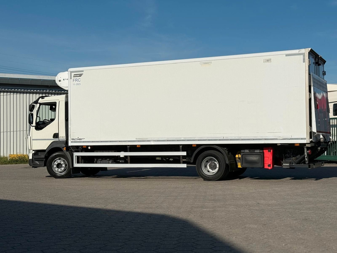 Volvo FL 42 R 240 +Thermoking T-880R+Kamera - شاحنة الفريزر: صورة 5 Volvo FL 42 R 240 +Thermoking T-880R+Kamera - شاحنة الفريزر: صورة 5