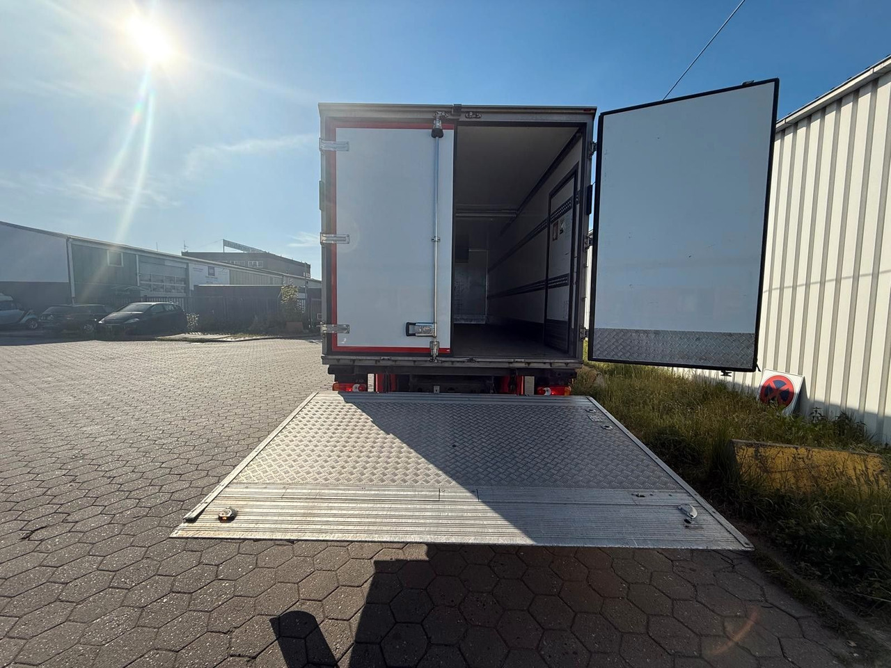 Volvo FL 42 R 240 +Thermoking T-880R+Kamera - شاحنة الفريزر: صورة 4 Volvo FL 42 R 240 +Thermoking T-880R+Kamera - شاحنة الفريزر: صورة 4