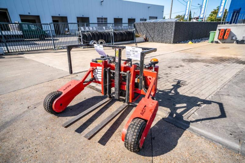 ACP Transpalette tout terrain-TA 1500 3RM - معدات المستودعات: صورة 2 ACP Transpalette tout terrain-TA 1500 3RM - معدات المستودعات: صورة 2