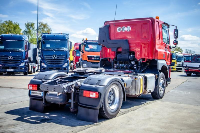 DAF CF480+56 ton+Big Axle+Intarder+hydr. - وحدة جر: صورة 3 DAF CF480+56 ton+Big Axle+Intarder+hydr. - وحدة جر: صورة 3