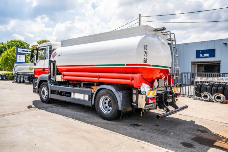 MAN TGS 18.400 BL+MAGYAR 13.500L / 5 COMP - شاحنة صهريج: صورة 5 MAN TGS 18.400 BL+MAGYAR 13.500L / 5 COMP - شاحنة صهريج: صورة 5