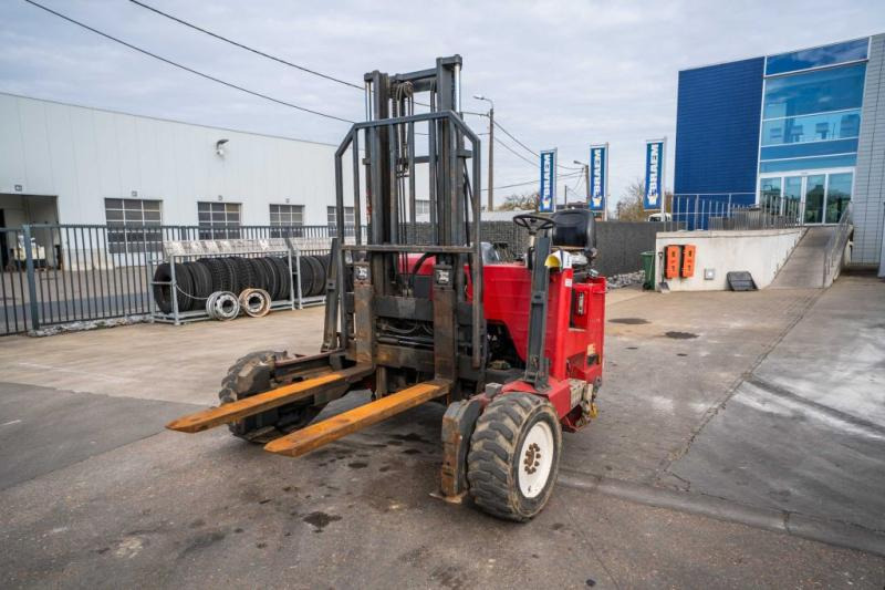 MOFFET M5 20.4 - رافعة شوكية مثبتة على شاحنة: صورة 1 MOFFET M5 20.4 - رافعة شوكية مثبتة على شاحنة: صورة 1