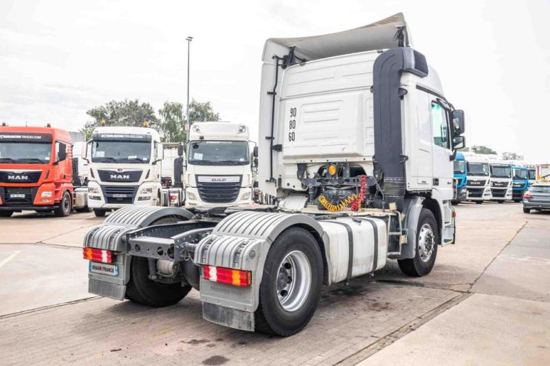 Mercedes ACTROS 1844 LS-MP3+E5+VOITH - وحدة جر: صورة 3 Mercedes ACTROS 1844 LS-MP3+E5+VOITH - وحدة جر: صورة 3