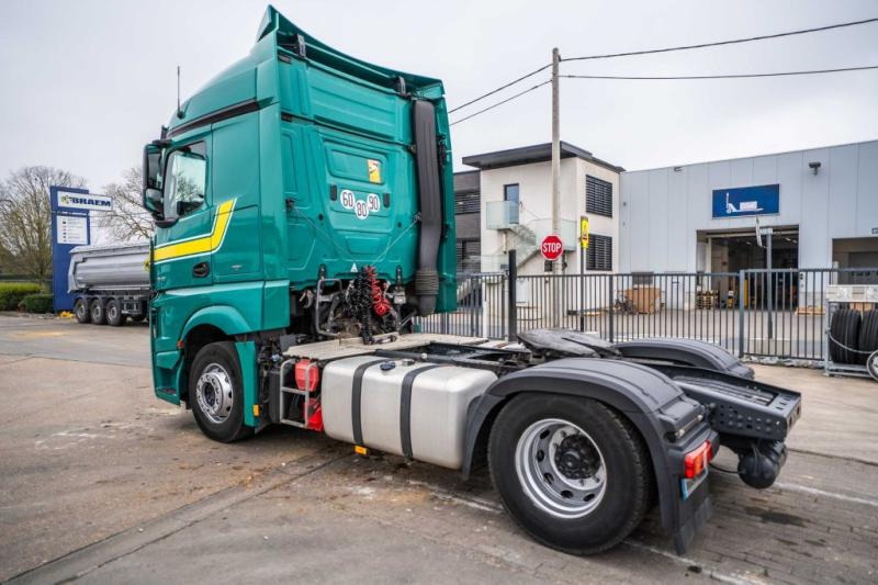 Mercedes ACTROS 1845 LS - وحدة جر: صورة 5 Mercedes ACTROS 1845 LS - وحدة جر: صورة 5