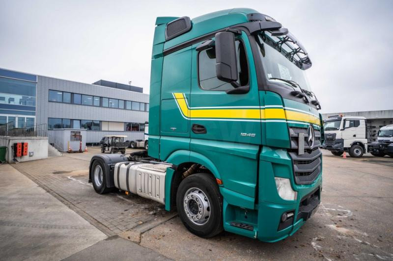 Mercedes ACTROS 1845 LS - وحدة جر: صورة 2 Mercedes ACTROS 1845 LS - وحدة جر: صورة 2