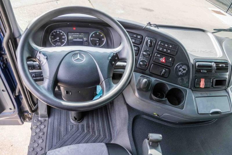 Interior photo 2: وحدة جر Mercedes ACTROS 1846 LS-MP3+HYDR.+ADR