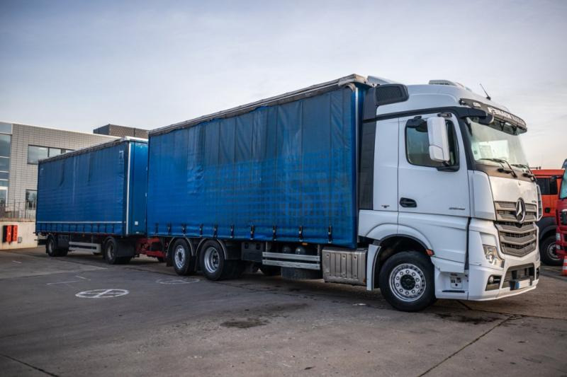 Mercedes ACTROS 2548-6x2+VOITH - شاحنة ستارة: صورة 2 Mercedes ACTROS 2548-6x2+VOITH - شاحنة ستارة: صورة 2