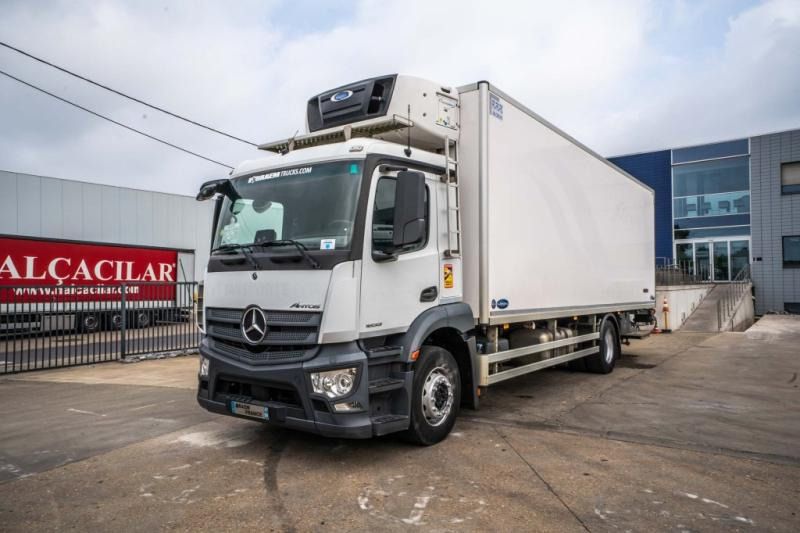 Mercedes ANTOS 1833 +CARRIER SUPRA MULTI 1250Mt+DHOLLANDIA 2.5T - شاحنة الفريزر: صورة 1 Mercedes ANTOS 1833 +CARRIER SUPRA MULTI 1250Mt+DHOLLANDIA 2.5T - شاحنة الفريزر: صورة 1