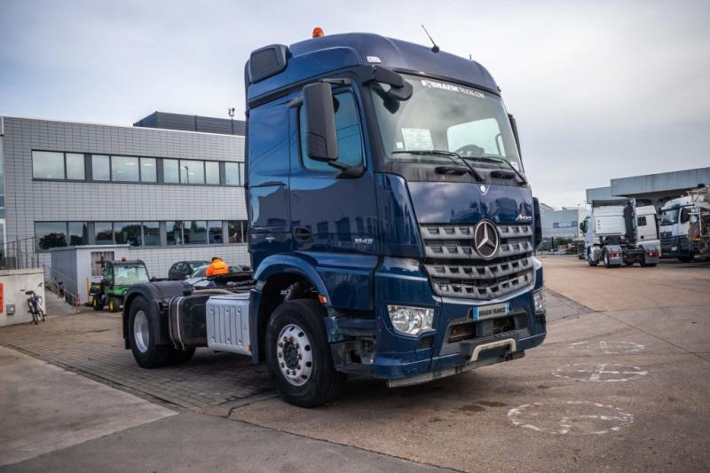 Mercedes AROCS 1843 LS (NO ACTROS)+ HYDRAULIQUE - وحدة جر: صورة 2 Mercedes AROCS 1843 LS (NO ACTROS)+ HYDRAULIQUE - وحدة جر: صورة 2