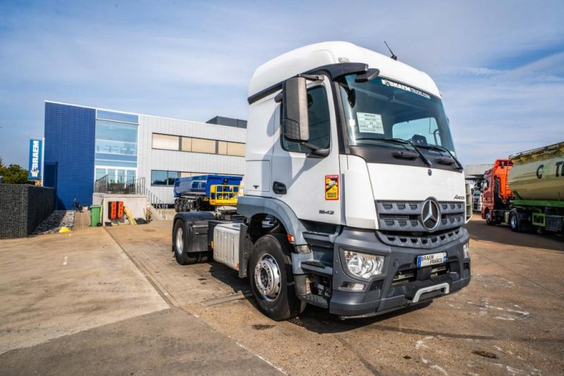 Mercedes AROCS 1843 LS ( NO ACTROS) - وحدة جر: صورة 2 Mercedes AROCS 1843 LS ( NO ACTROS) - وحدة جر: صورة 2