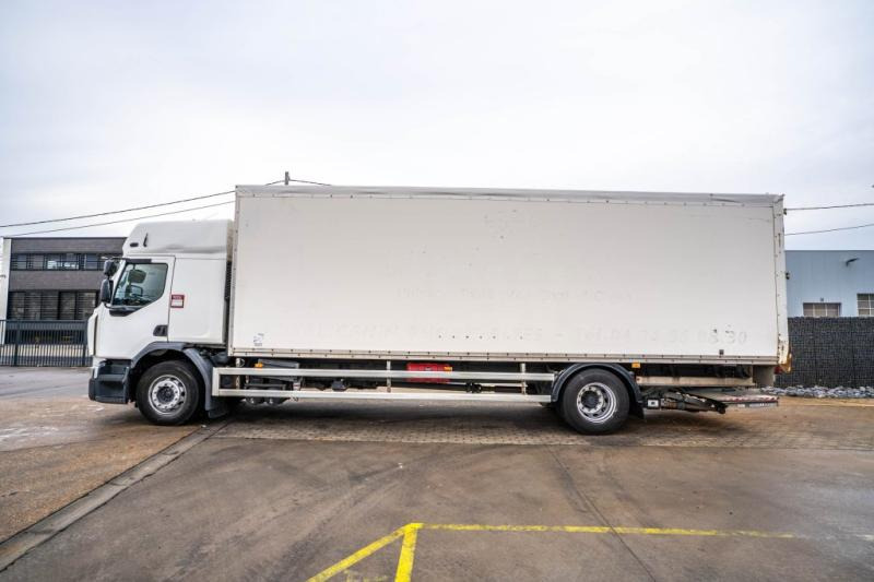 Renault D 19 280 WIDE + DHOLLANDIA 3 T. - شاحنة مقفلة: صورة 2 Renault D 19 280 WIDE + DHOLLANDIA 3 T. - شاحنة مقفلة: صورة 2