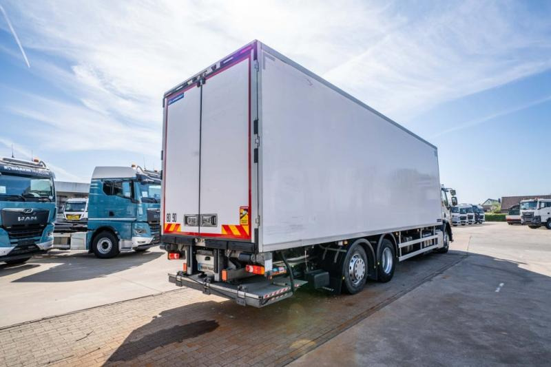 Renault D WIDE 380-6x2+CARRIER SUPRA MULTI 1250 Mt - شاحنة الفريزر: صورة 4 Renault D WIDE 380-6x2+CARRIER SUPRA MULTI 1250 Mt - شاحنة الفريزر: صورة 4