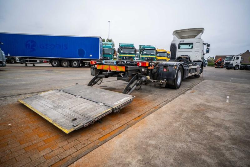 Renault D WIDE 380 DXI+DHOLLANDIA 1.5 T - شاحنات الحاويات / جسم علوي قابل للتغيير شاحنة: صورة 5 Renault D WIDE 380 DXI+DHOLLANDIA 1.5 T - شاحنات الحاويات / جسم علوي قابل للتغيير شاحنة: صورة 5