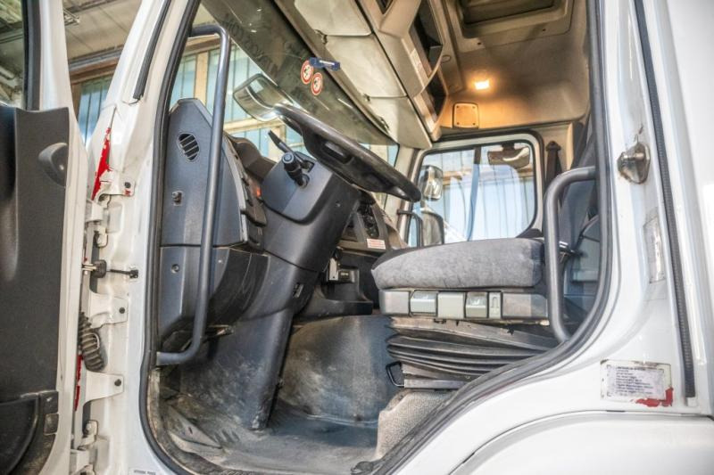 شاحنات مسطحة, شاحنة كرين Renault KERAX 380DXI-8x4+PK18TM/3EXT: صورة 8 شاحنات مسطحة, شاحنة كرين Renault KERAX 380DXI-8x4+PK18TM/3EXT: صورة 8
