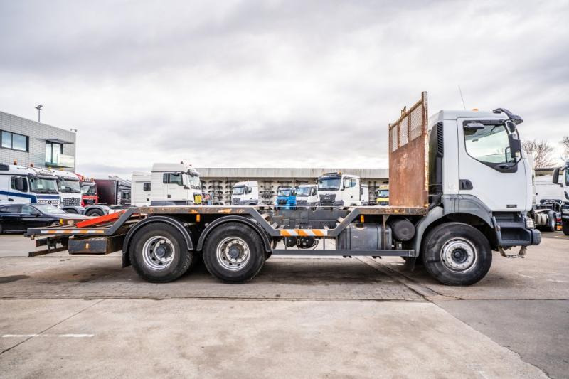 Renault KERAX 420 - شاحنة سحب: صورة 3 Renault KERAX 420 - شاحنة سحب: صورة 3