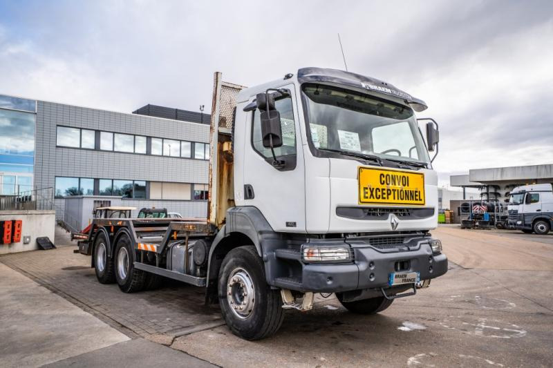 Renault KERAX 420 - شاحنة سحب: صورة 2 Renault KERAX 420 - شاحنة سحب: صورة 2