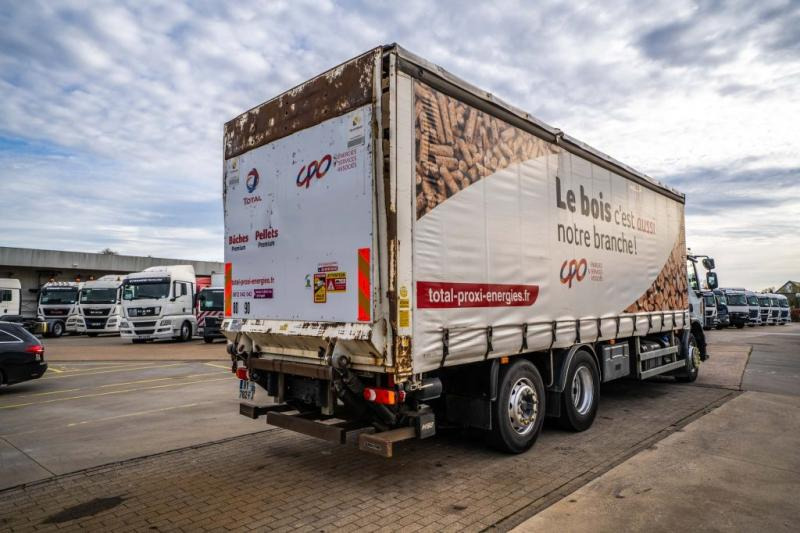 Renault PREMIUM 310 6X2 + Palfinger 2.5T - شاحنة ستارة: صورة 4 Renault PREMIUM 310 6X2 + Palfinger 2.5T - شاحنة ستارة: صورة 4