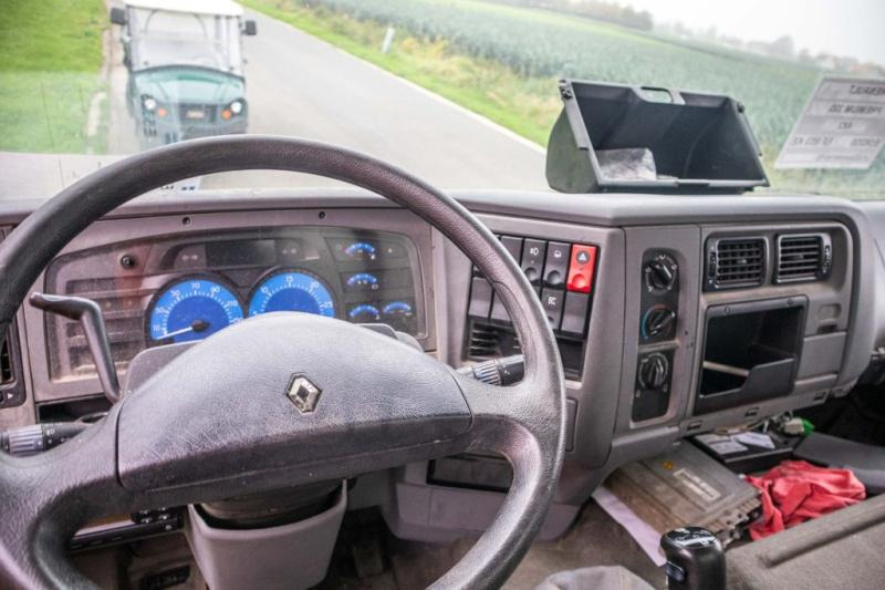 شاحنة قلاب Renault PREMIUM 320: صورة 6