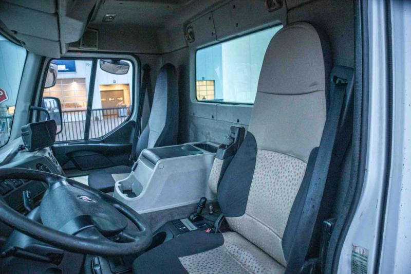 شاحنة مقفلة Renault PREMIUM 380 DXI-6x2: صورة 5