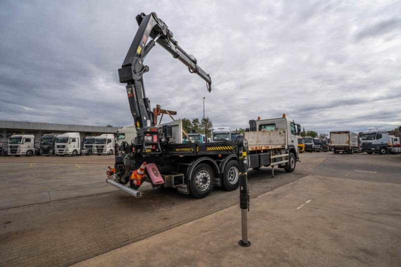 Volvo FM 410 DXI -6X2+HIAB 24 T/m/2x - شاحنات مسطحة, شاحنة كرين: صورة 4 Volvo FM 410 DXI -6X2+HIAB 24 T/m/2x - شاحنات مسطحة, شاحنة كرين: صورة 4