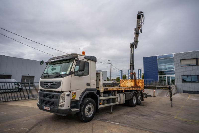 Volvo FM 410 DXI -6X2+HIAB 24 T/m/2x - شاحنات مسطحة, شاحنة كرين: صورة 1 Volvo FM 410 DXI -6X2+HIAB 24 T/m/2x - شاحنات مسطحة, شاحنة كرين: صورة 1