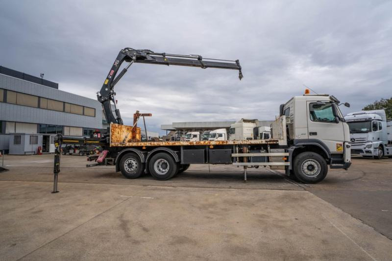 Volvo FM 410 DXI -6X2+HIAB 24 T/m/2x - شاحنات مسطحة, شاحنة كرين: صورة 3 Volvo FM 410 DXI -6X2+HIAB 24 T/m/2x - شاحنات مسطحة, شاحنة كرين: صورة 3