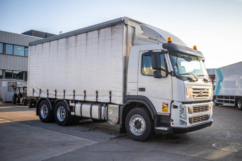 Volvo FM330-6X2+E5 (10pneus/tires) - شاحنة ستارة: صورة 2 Volvo FM330-6X2+E5 (10pneus/tires) - شاحنة ستارة: صورة 2