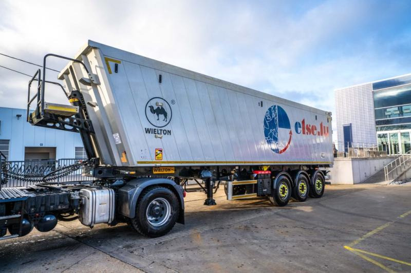 Wielton WIELTON-ALU-52M2(GRAIN/CEREALIERE/GETREIDE) - قلابة نصف مقطورة نصف مقطورة قلابة: صورة 1 Wielton WIELTON-ALU-52M2(GRAIN/CEREALIERE/GETREIDE) - قلابة نصف مقطورة نصف مقطورة قلابة: صورة 1