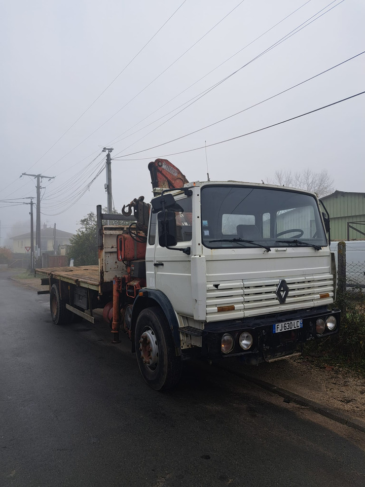 RENAULT  - شاحنات مسطحة: صورة 1 RENAULT  - شاحنات مسطحة: صورة 1