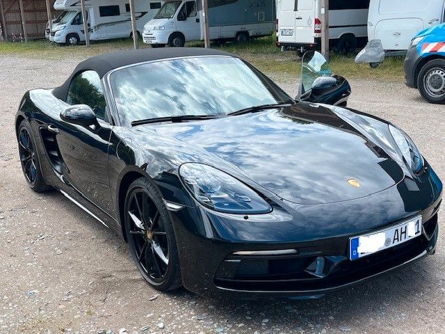 Porsche Boxster - سيارة: صورة 1 Porsche Boxster - سيارة: صورة 1