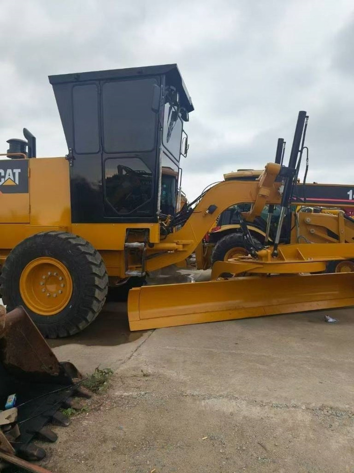 CAT 140K - ممهدة: صورة 3 CAT 140K - ممهدة: صورة 3