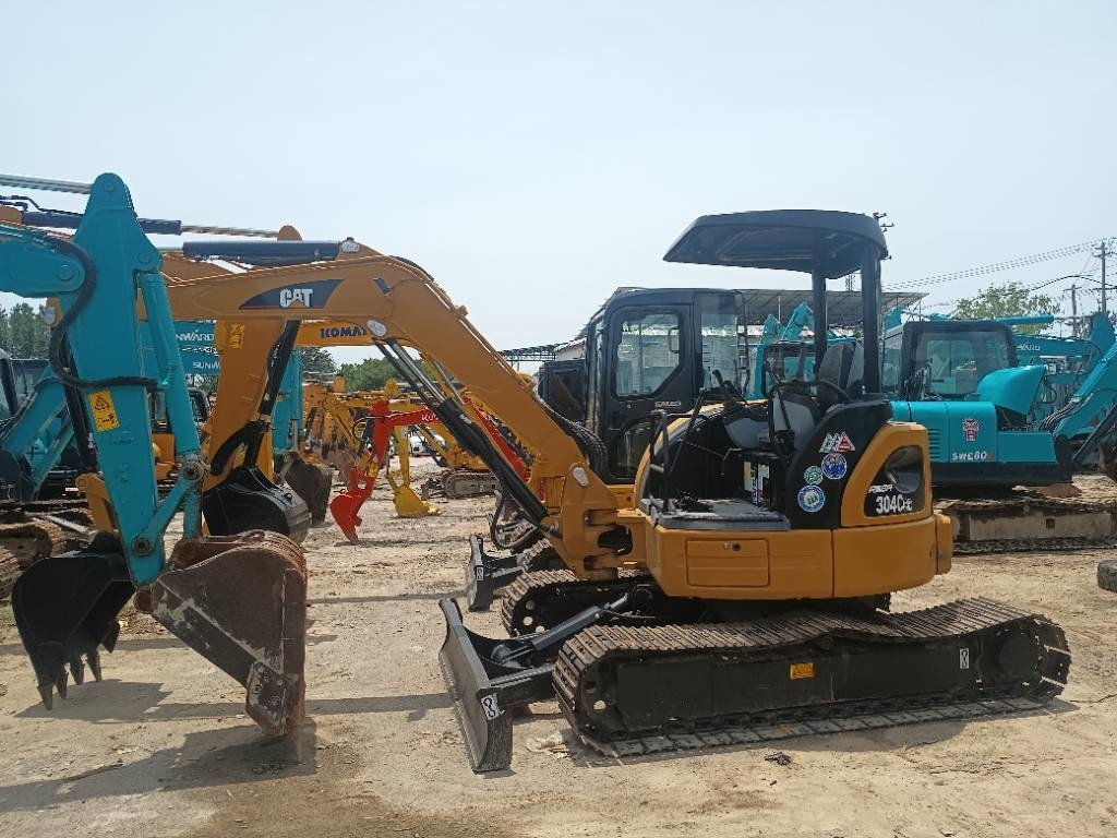 جديدة حفار زحاف CAT 304 C: صورة 8