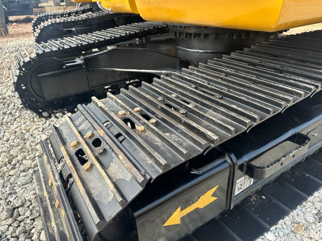 حفار زحاف CAT 320D2L: صورة 9 حفار زحاف CAT 320D2L: صورة 9