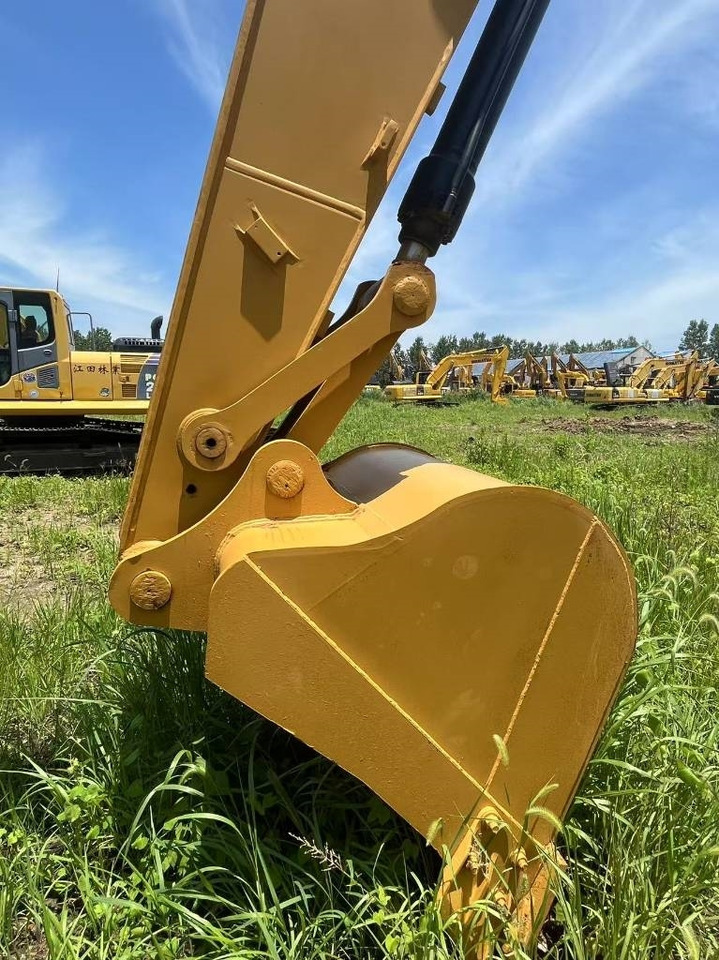 CAT 320d - حفار زحاف: صورة 5 CAT 320d - حفار زحاف: صورة 5
