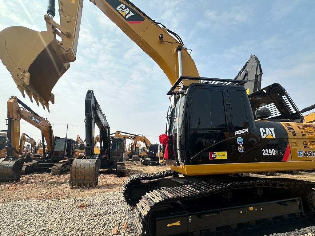 CAT 329D2 - حفار زحاف: صورة 3 CAT 329D2 - حفار زحاف: صورة 3