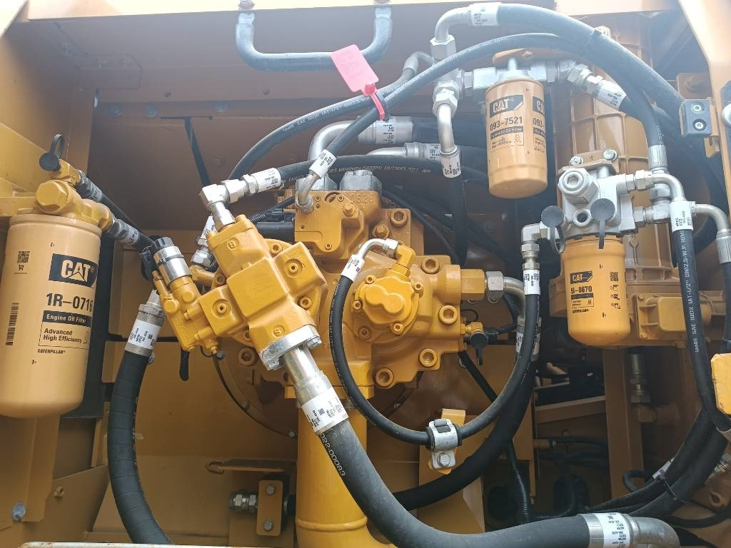 CAT 330 D - حفار زحاف: صورة 4 CAT 330 D - حفار زحاف: صورة 4