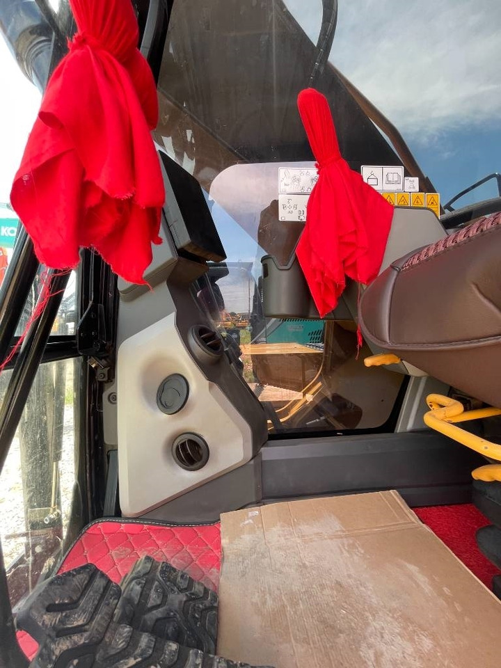 CAT 330GC - حفار زحاف: صورة 5 CAT 330GC - حفار زحاف: صورة 5