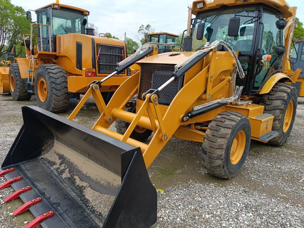 CAT 420 F IT - جرافة حفار: صورة 3 CAT 420 F IT - جرافة حفار: صورة 3