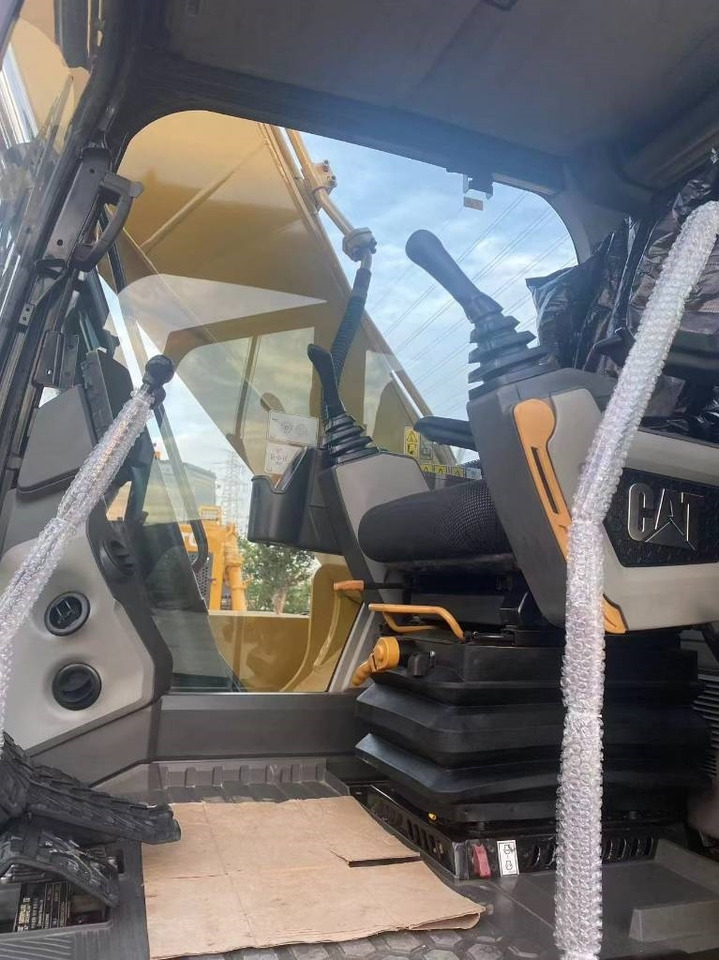 CAT CAT320GC - حفار زحاف: صورة 2 CAT CAT320GC - حفار زحاف: صورة 2