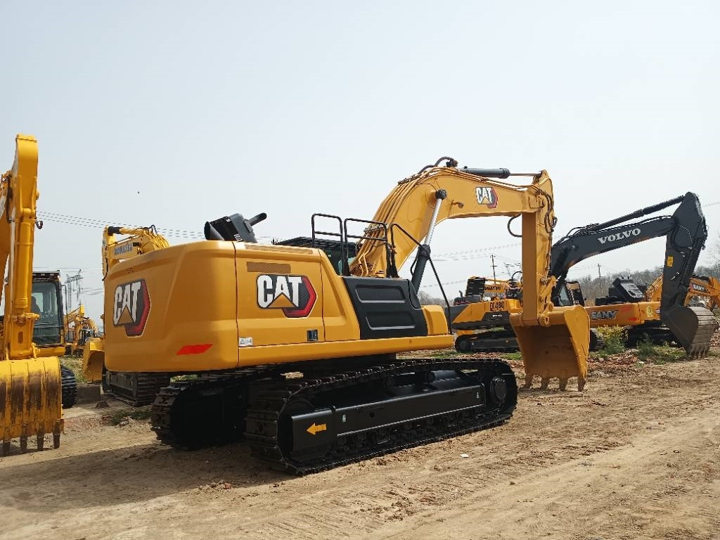 CAT CAT336GC - حفار زحاف: صورة 1 CAT CAT336GC - حفار زحاف: صورة 1