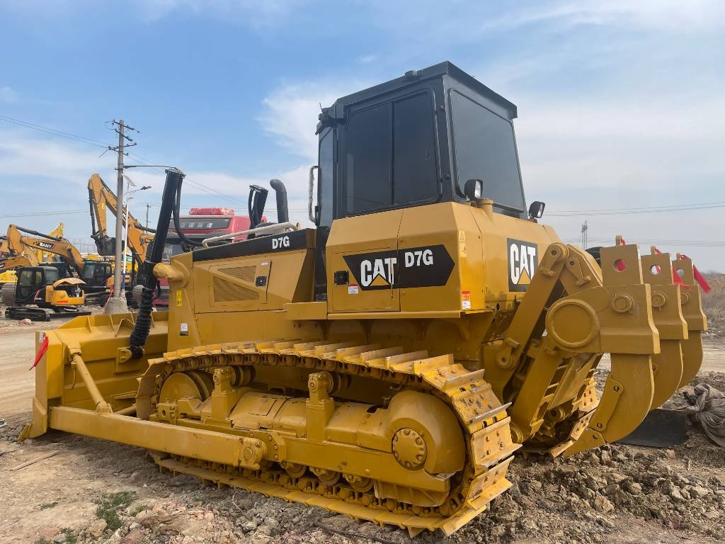 CAT D 7 G - جرافة: صورة 1 CAT D 7 G - جرافة: صورة 1