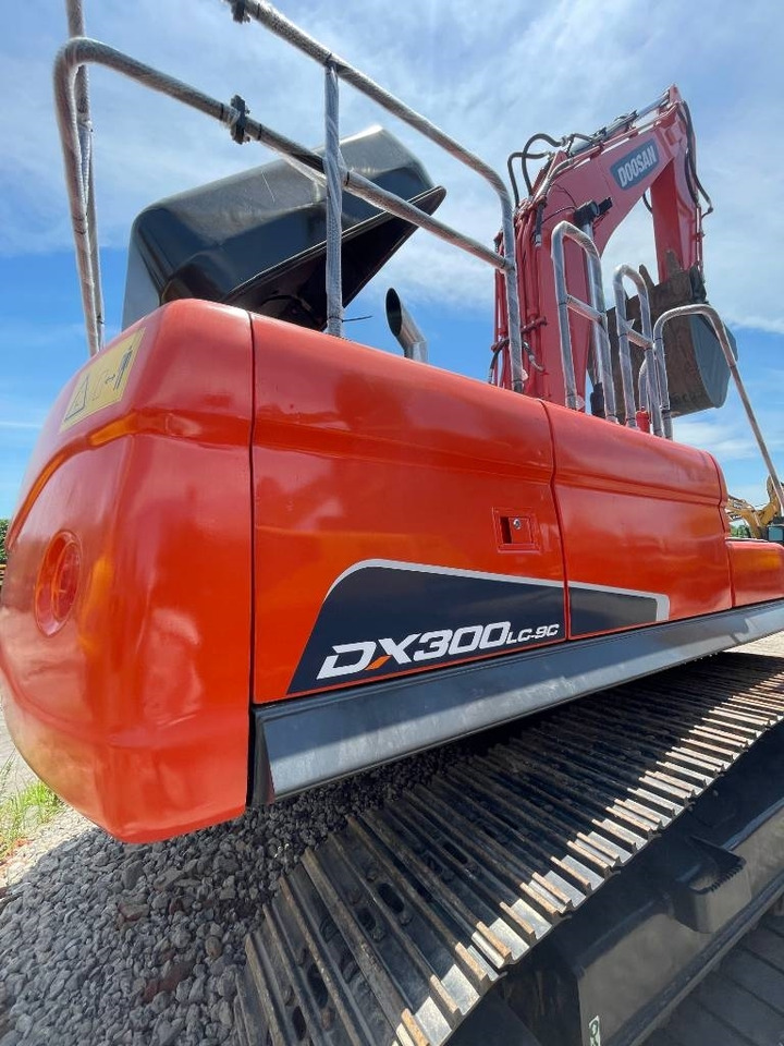 Doosan DX 300 LC - حفار زحاف: صورة 3 Doosan DX 300 LC - حفار زحاف: صورة 3
