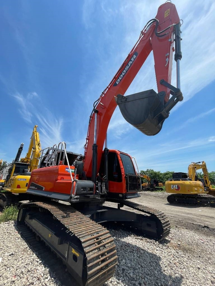Doosan DX 300 LC - حفار زحاف: صورة 4 Doosan DX 300 LC - حفار زحاف: صورة 4