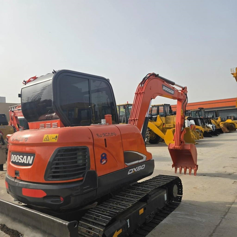 Doosan DX 60-9 C - حفارة مُصَّغرة: صورة 5 Doosan DX 60-9 C - حفارة مُصَّغرة: صورة 5