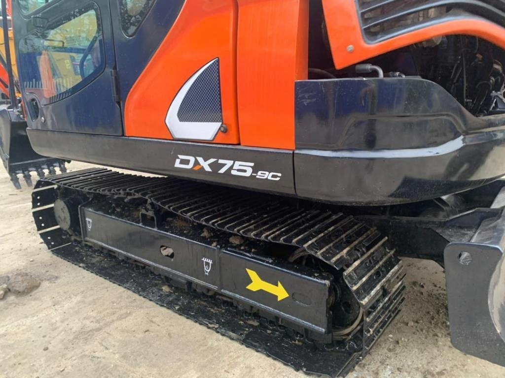 حفارة مُصَّغرة Doosan DX 75-9 C: صورة 6