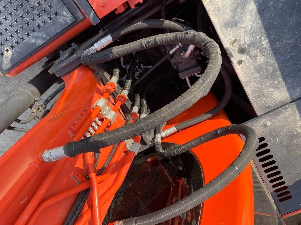 Doosan DX225LCA - حفار زحاف: صورة 5 Doosan DX225LCA - حفار زحاف: صورة 5